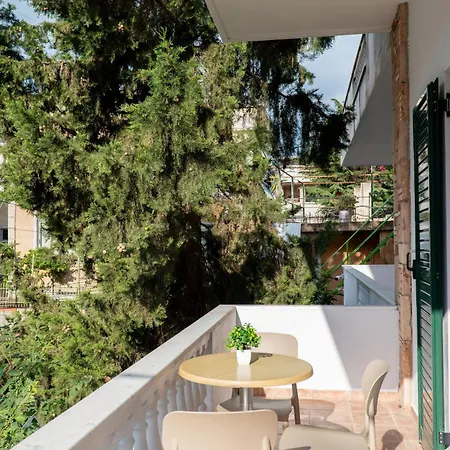 Appartamento Coste Sarandë