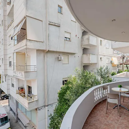Coste * Sarandë