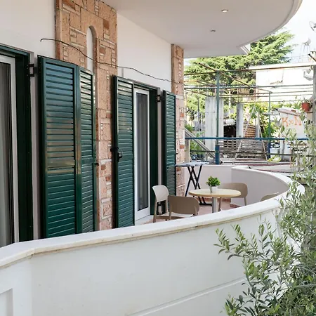 Coste Apartment *