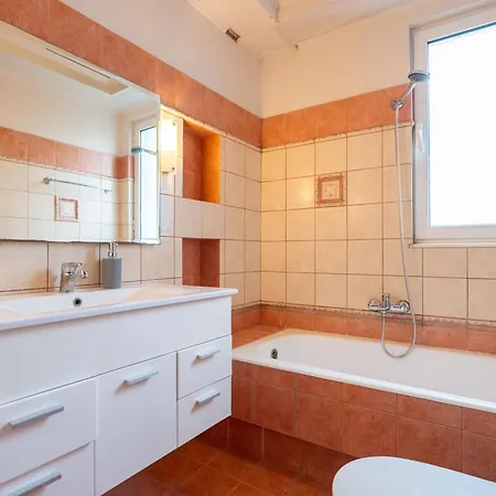 Coste Appartamento Sarandë